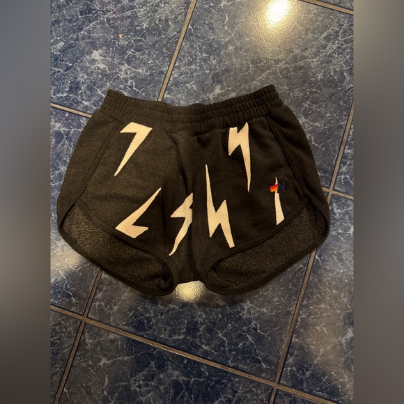 Bundle - Picture 6 of 11